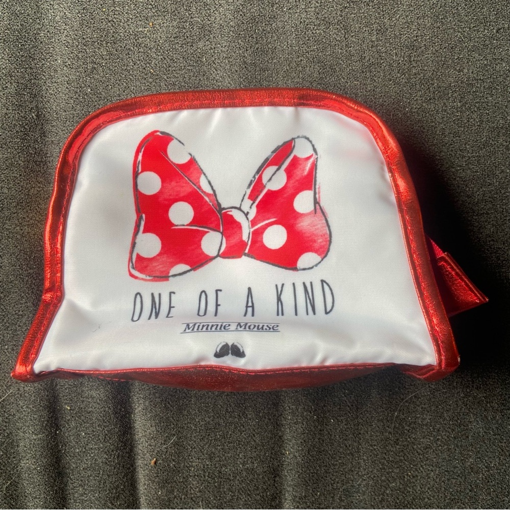 Rare Small Minnie Mouse London Soho Makeup Bag